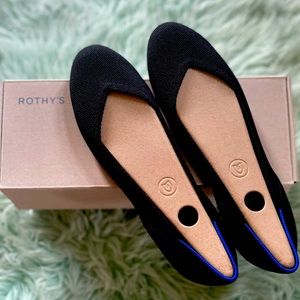Women’s Sz 10.5 Rothy’s Flats